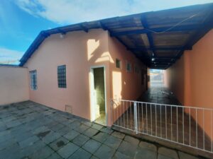 CASA C/06 QTS, A VENDA CONJ.STO ANTONIO