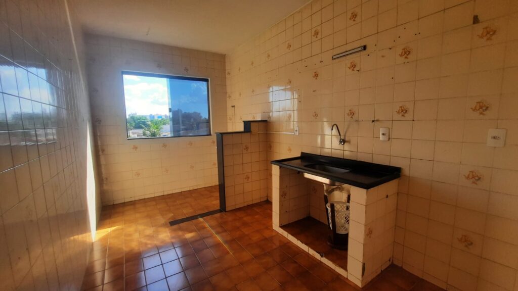 APARTAMENTO, incluso condominio